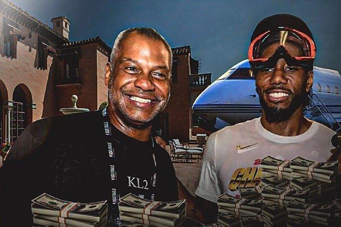 说辞完全冲, 行为